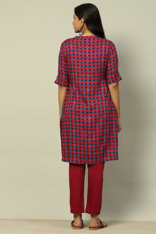 Magenta Geometric Printed Straight Kurta – Bold Elegance Edition