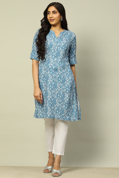 Blue & White Floral Printed Straight Kurta – Fresh Elegance Edition